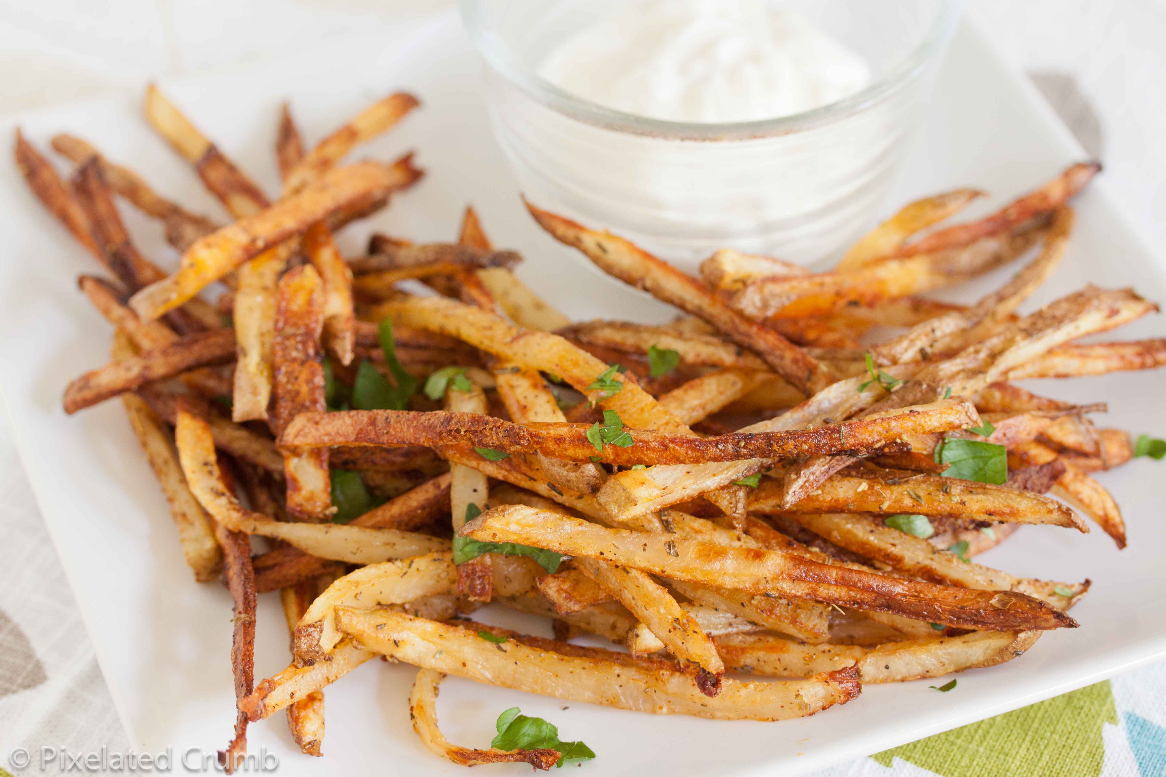 Oven Baked Fries with Garlic Aioli