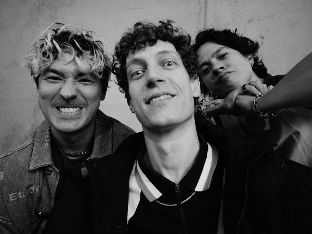 Last Dinosaurs — 35mm film photograph by Jackson Seebohm