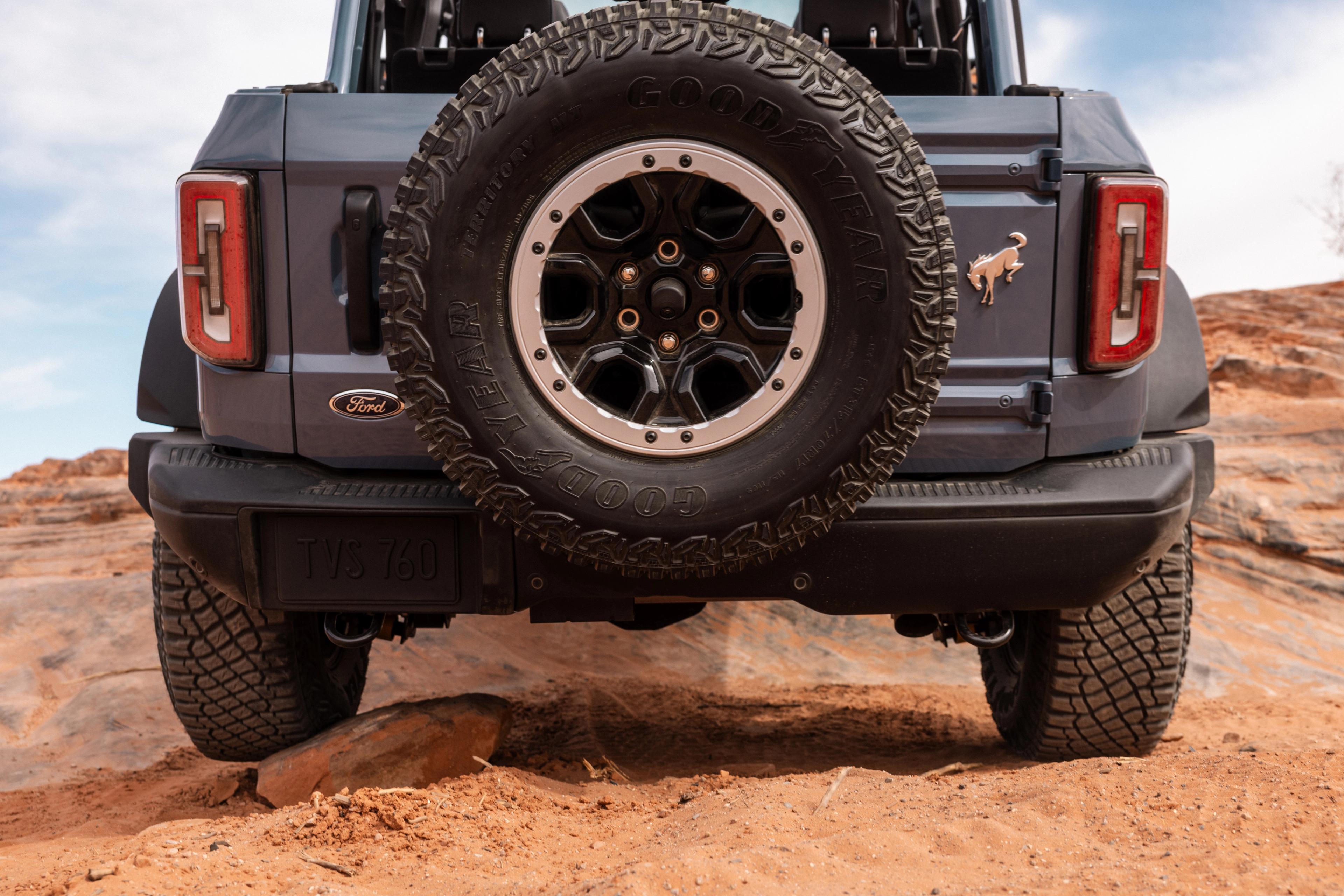 Bronco 2