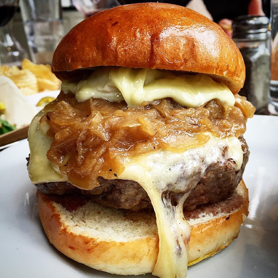 5 Napkin Burger
