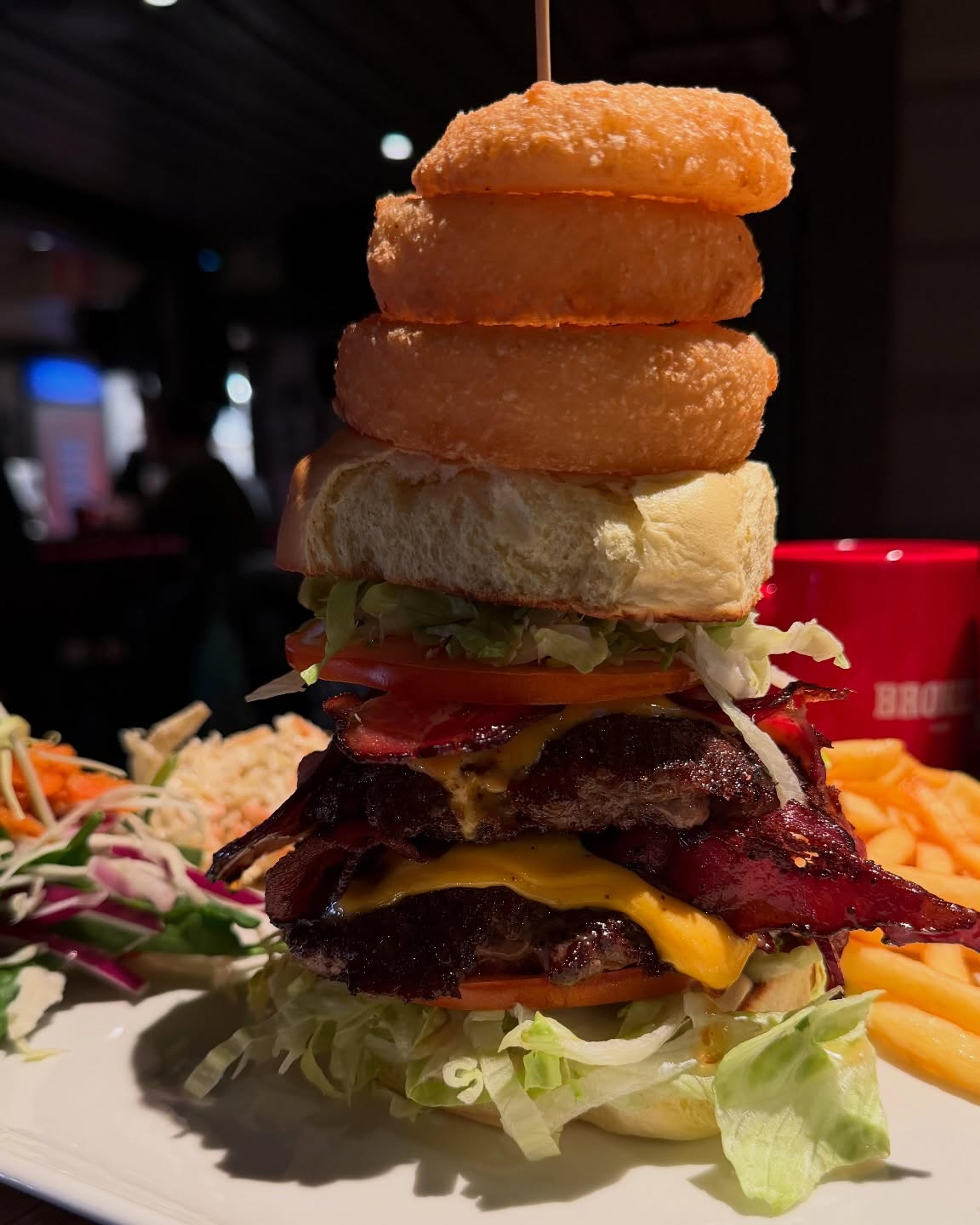 MEGA Burger