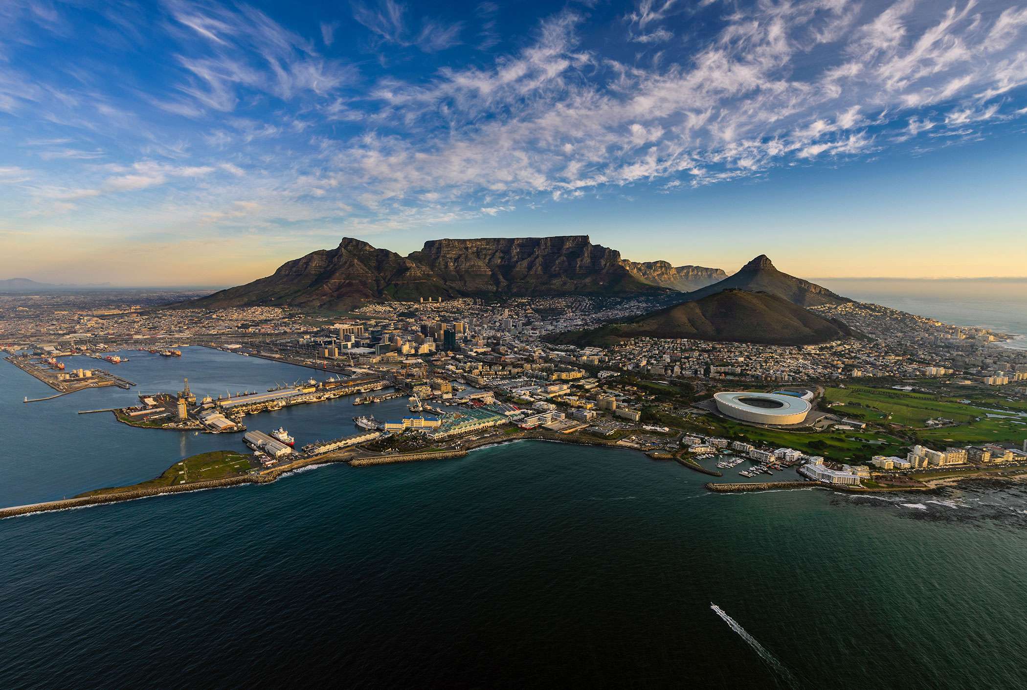 Cultural Safari Hero Cape Town Table Mountain Background Explore Cape Town