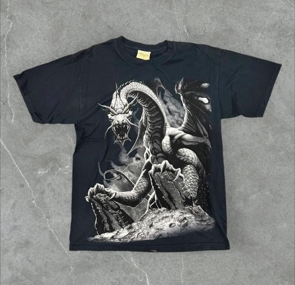 THE MOUNTAIN BLACK DRAGON TEE - SIZE L