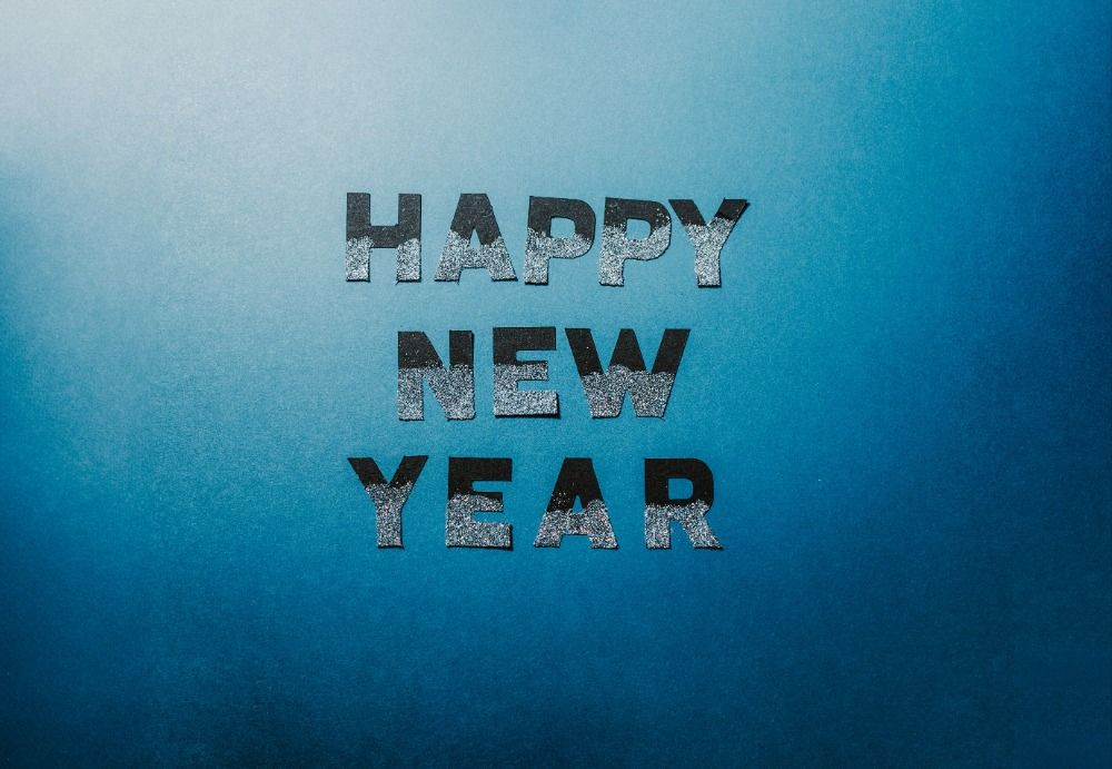 Una ilustración en blanco y negro de un gráfico circular sobre un fondo morado