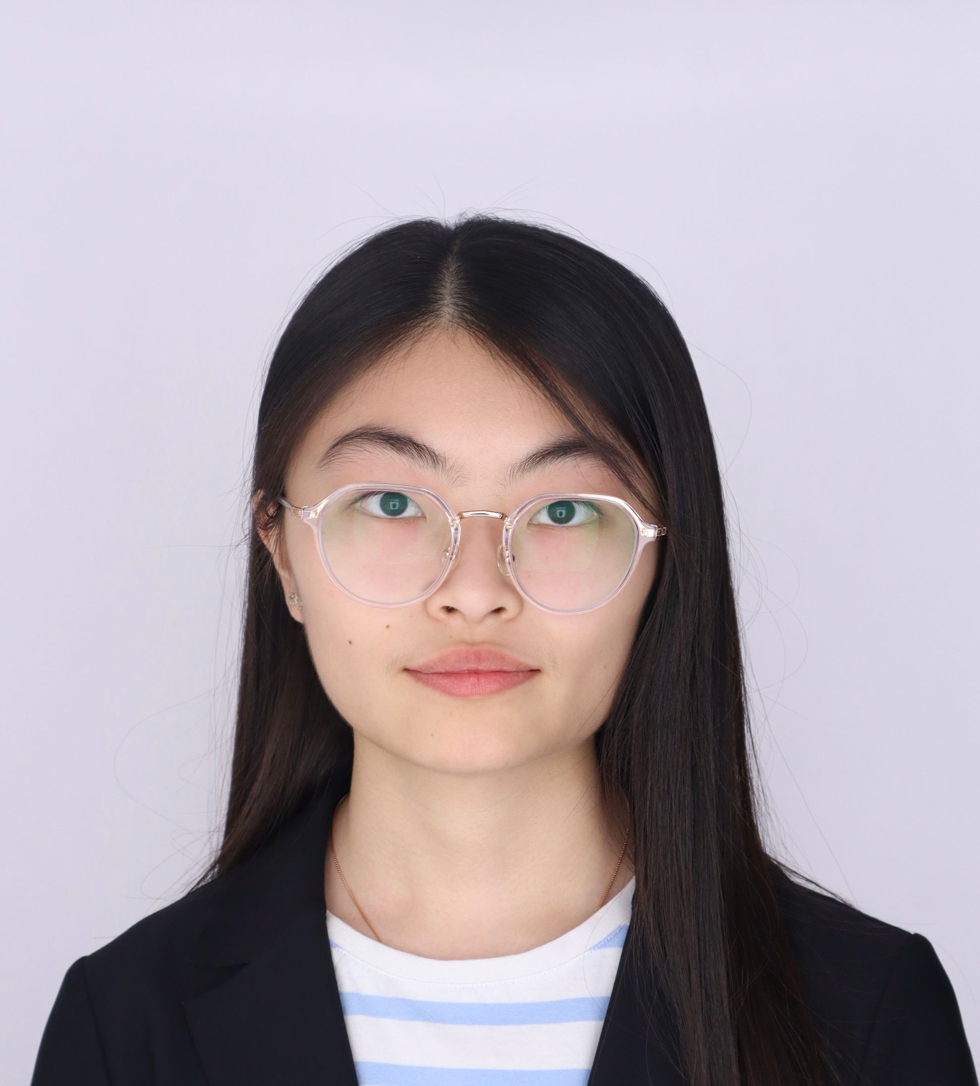 Susan Wang's portrait image