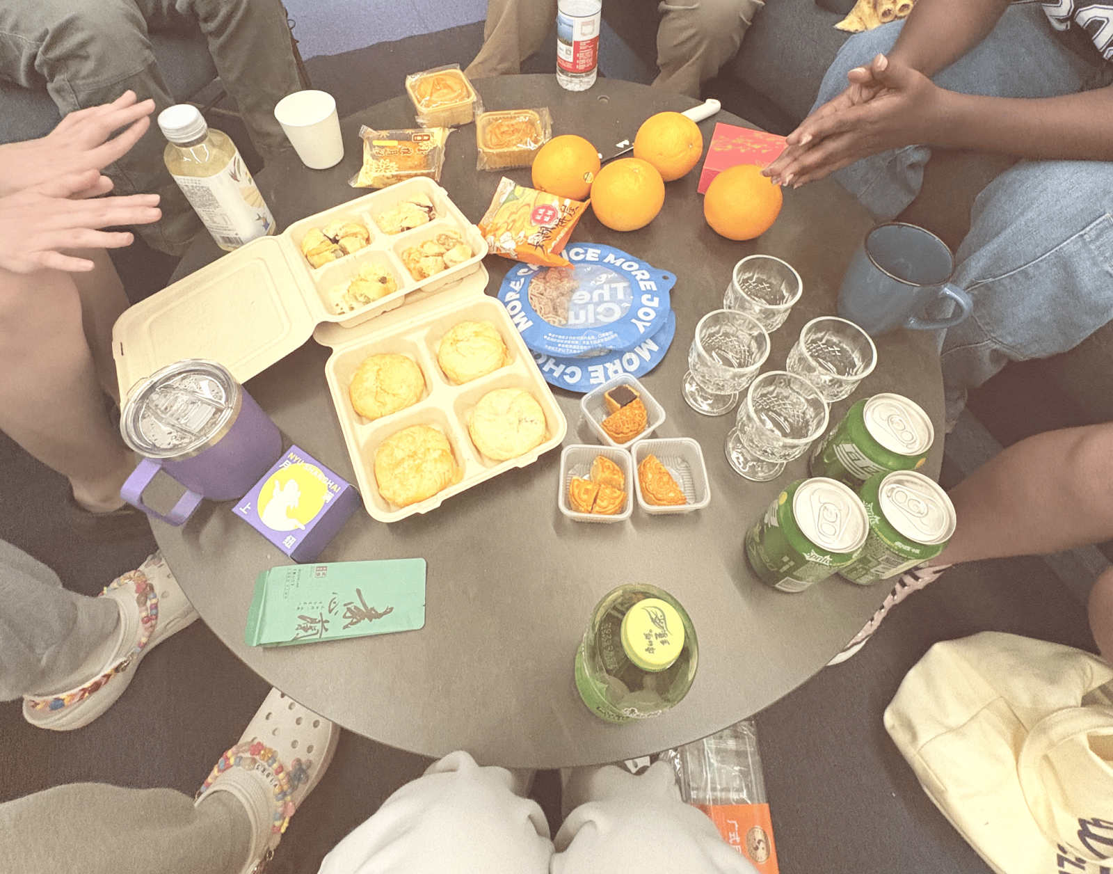Different types of mooncake on round table