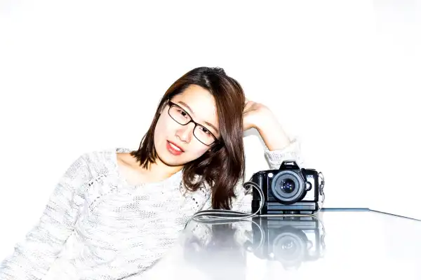"Photography supports me to become a better human being. I get to see the world from a more subtle and aesthetic perspective with my camera in hand. Being able to capture the beauty of life is just incredibly amazing." - Cindy Hu #CELEBRATEWOMEN