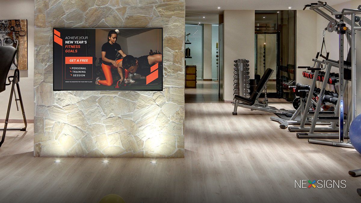 Zobrazení videa z tréninku pomocí digital signage v posilovně 