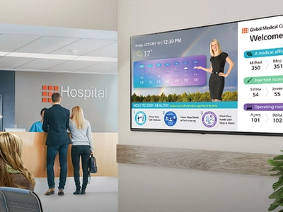 digital signage screen in hospital
