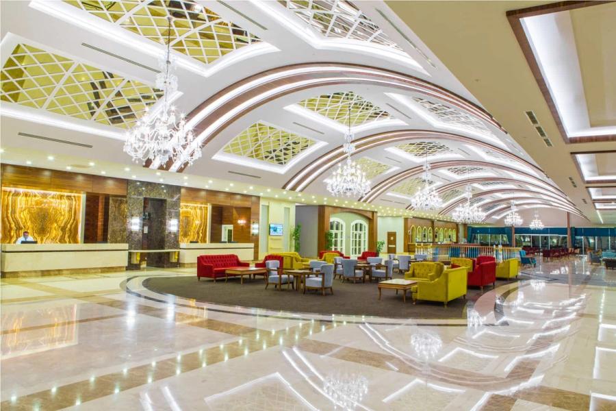 Otel lobisi