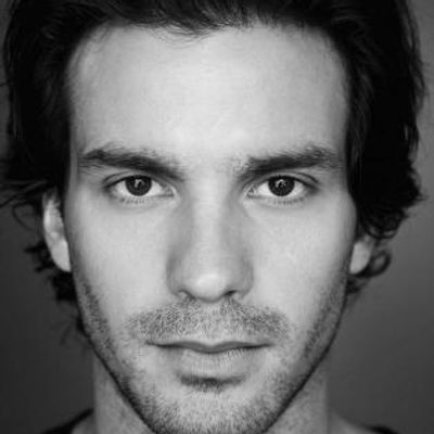 Santiago Cabrera