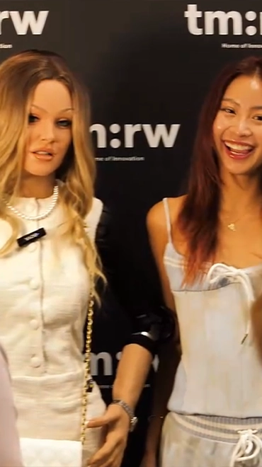 Realbotix Meet Aria Poster