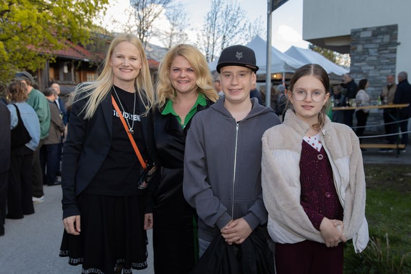 Eröffnung Theaterfestival STEUDLTENN