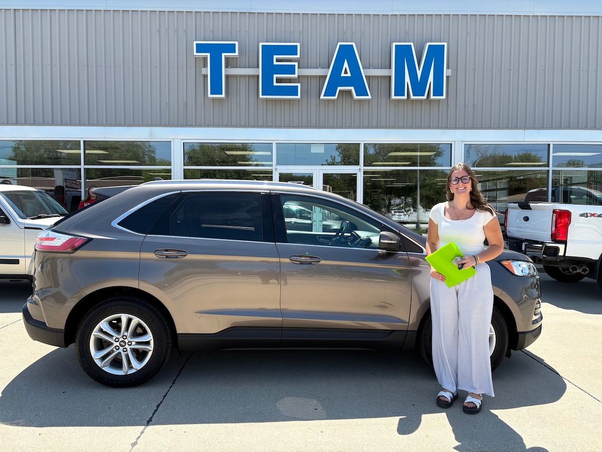 Hannah Honkomp from Sheldon Iowa 2019 Ford Edge IMG_2859