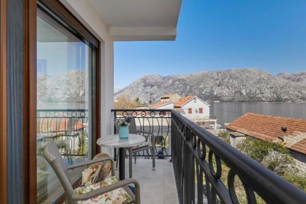 Studio Apartment with Sea View