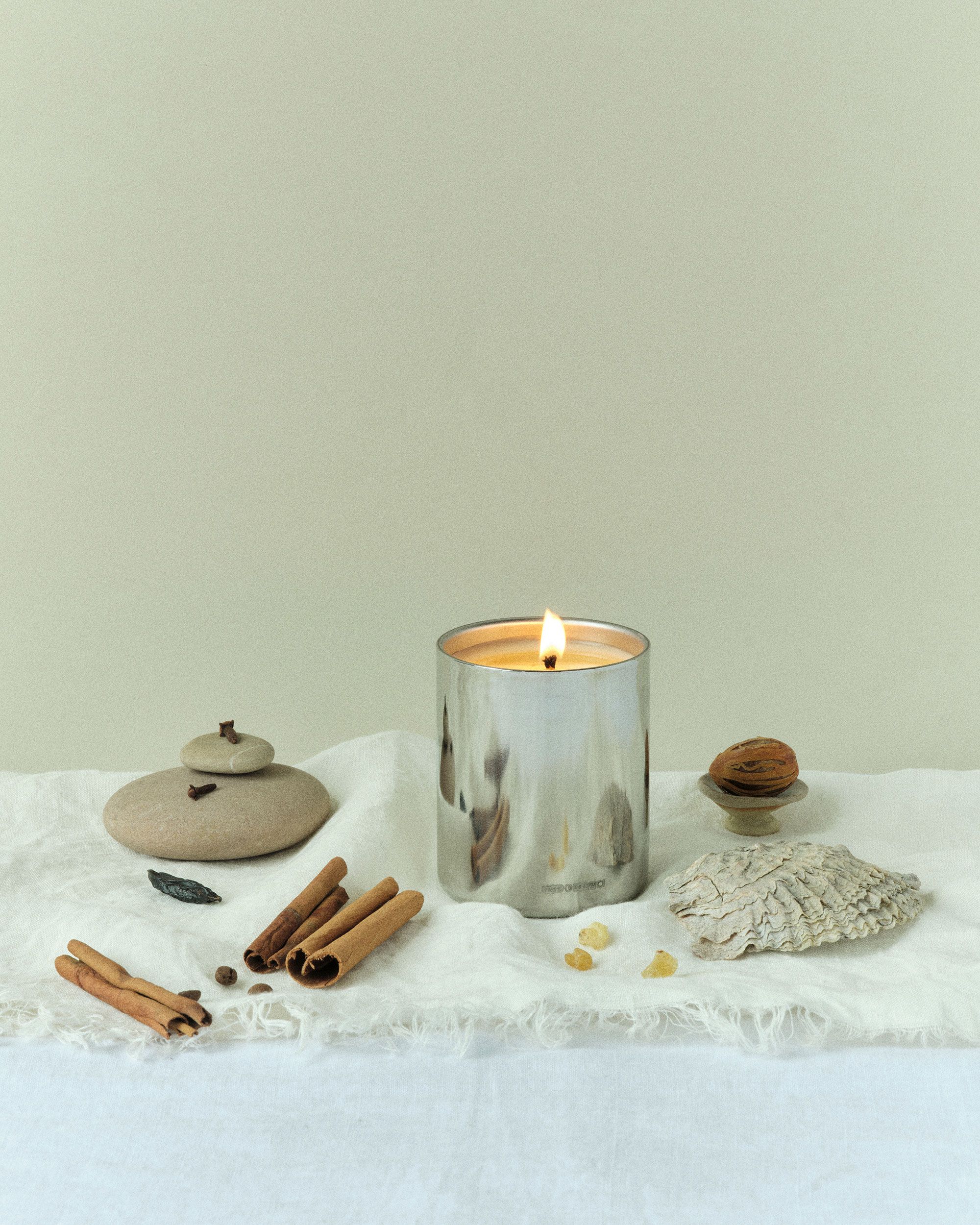【未使用】Ffern Winter 26 50ml 限定400本 No.136 Winter 26 · Lighthouse – Perfumer's Candle | Ffern