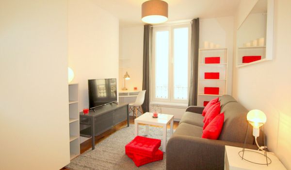 Appartement RUE FERNAND PELLOUTIER, CLICHY (92)  - Salon vue - Chasseur immobilier - Paris et Hauts-De-Seine