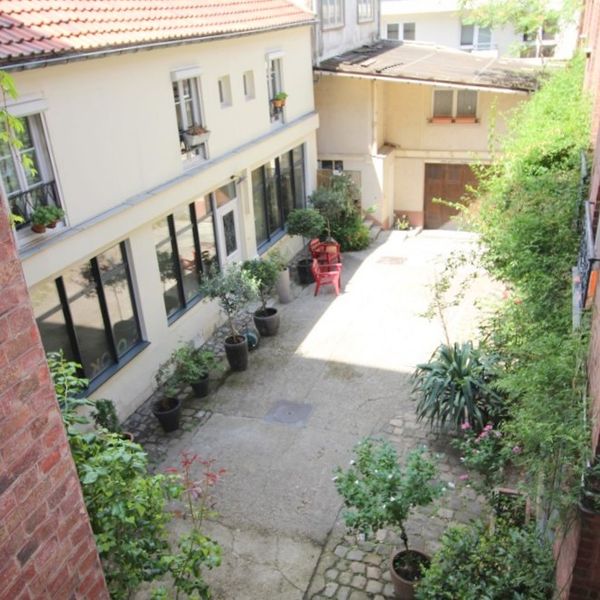 Appartement RUE HUNTZIGER - CLICHY-LA-GARENNE (92)  - Cour - Paris et Hauts-De-Seine