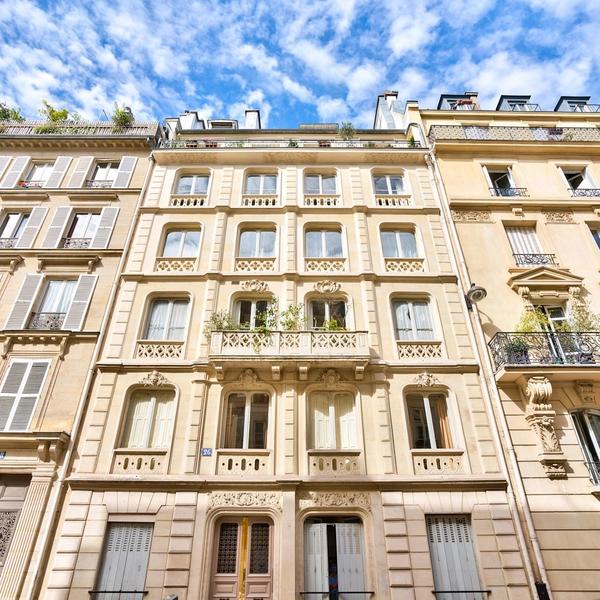 Appartement rue d'Aumale - Bâtiment - Chasseur immobilier - Paris et Hauts-De-Seine