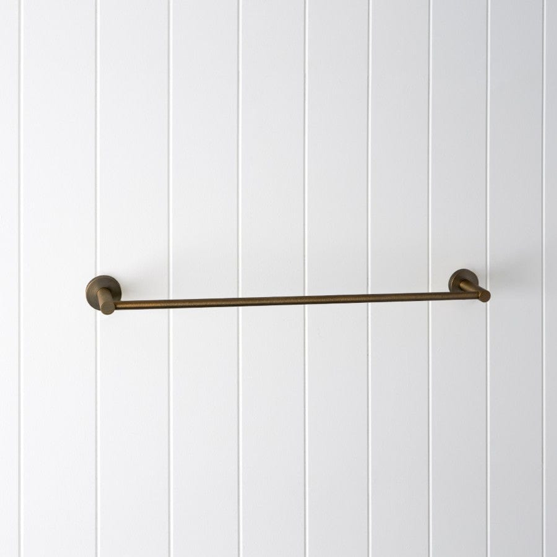 Sydney Towel Rail 600mm Antique Brass | TileCloud