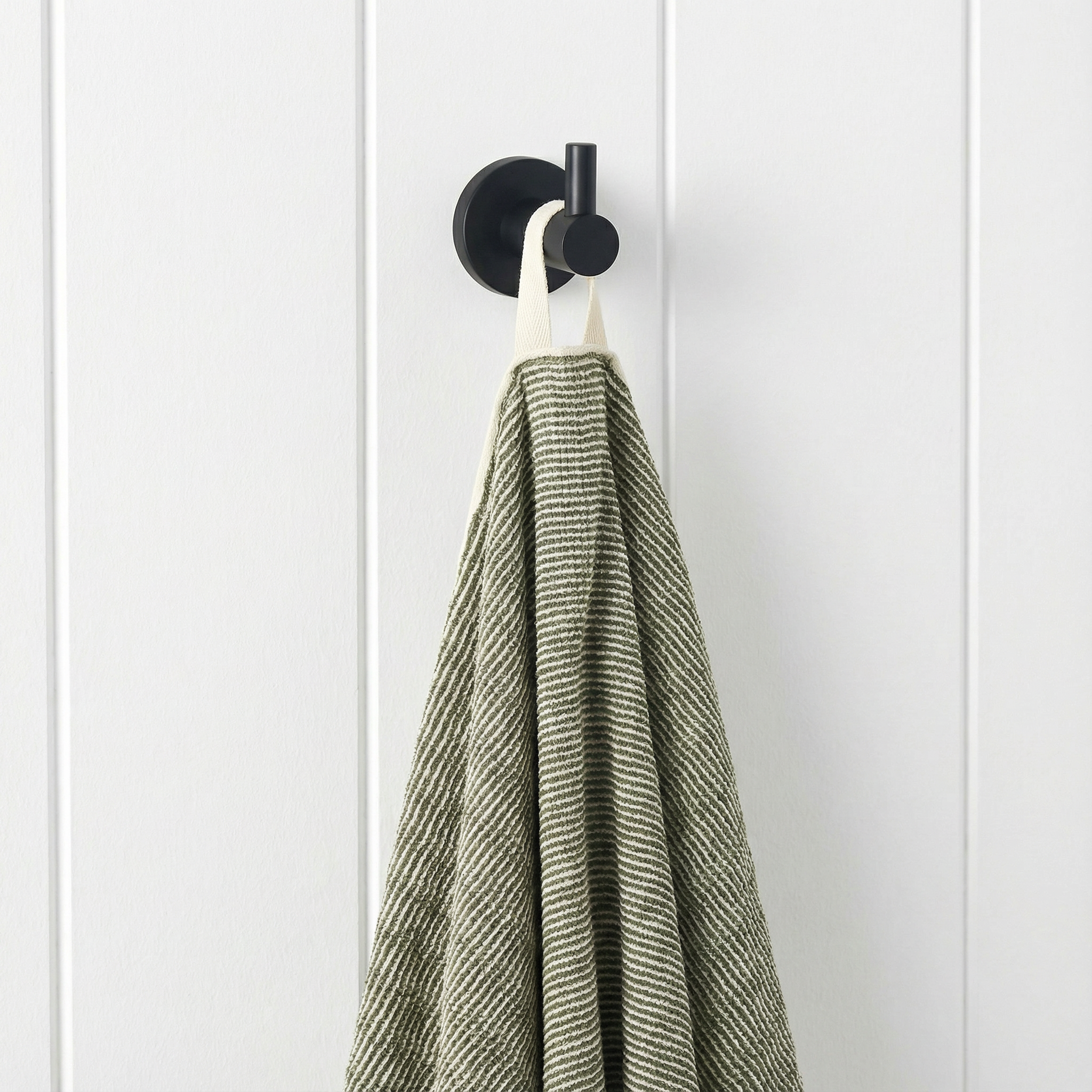 Robe Hook Matte Black | Yabby