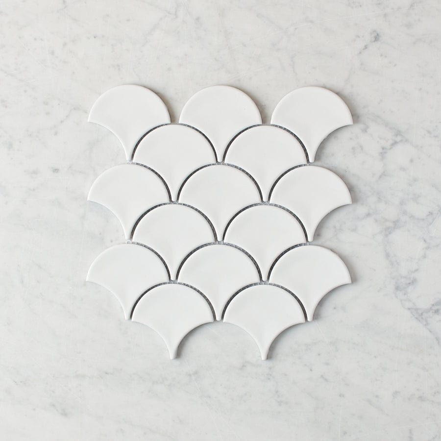 Pacific Greenwood TILE Coral Bay Gloss White Fish Scale Tile