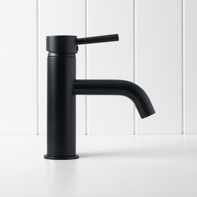 Sydney Short Basin Mixer Matte Black | Yabby