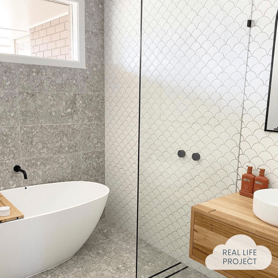 Pacific Greenwood TILE Coral Bay Matte White Fish Scale Tile