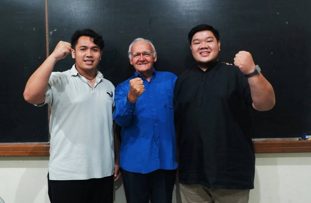 Merasa Beruntung Dan Dicintai (Sharing Pst. Mathias Kuppens kepada komunitas Skolastikat OSC)