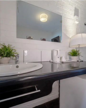 Boarding Residence Avail Now