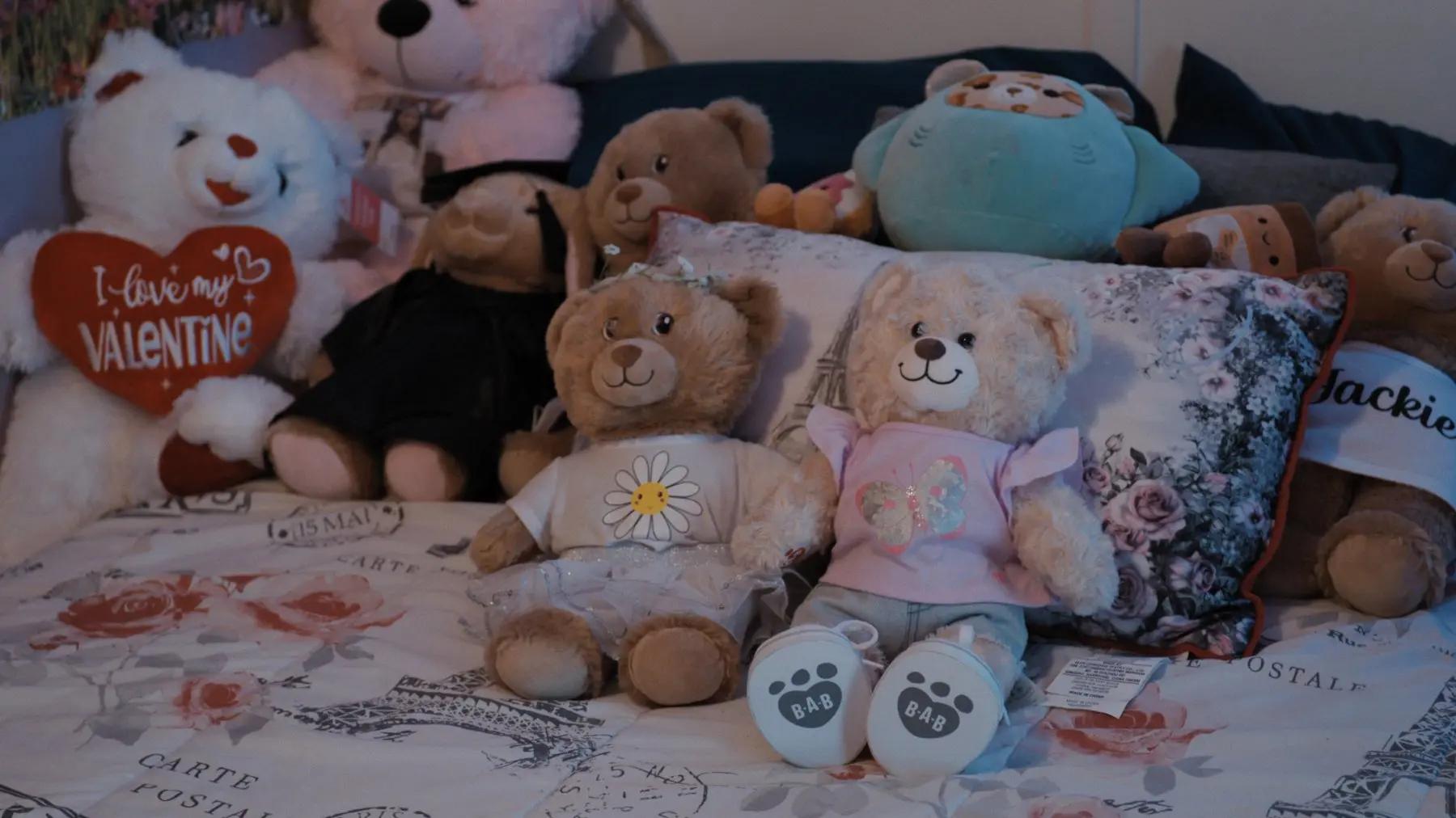 A Sobering New Documentary Goes Inside the Bedrooms of School-Shooting Victims