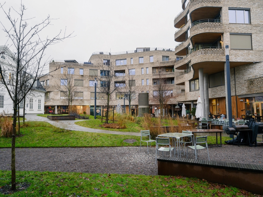Wesselkvartalet i Asker. Vinner av statens arkitekturpris 2025 og et Arkitektur skaper verdi prosjekt. (Foto: Kim Ramberghaug)