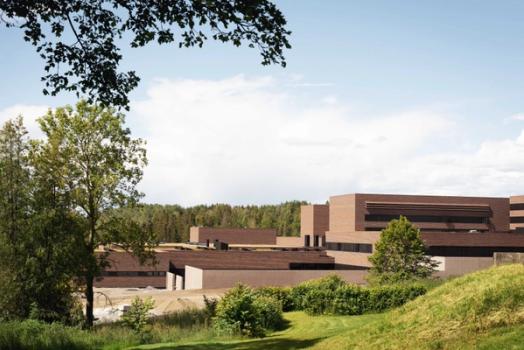 Campus Ås - Veterinærbygget - Nybygg i vernet Campus (Foto J. Due)