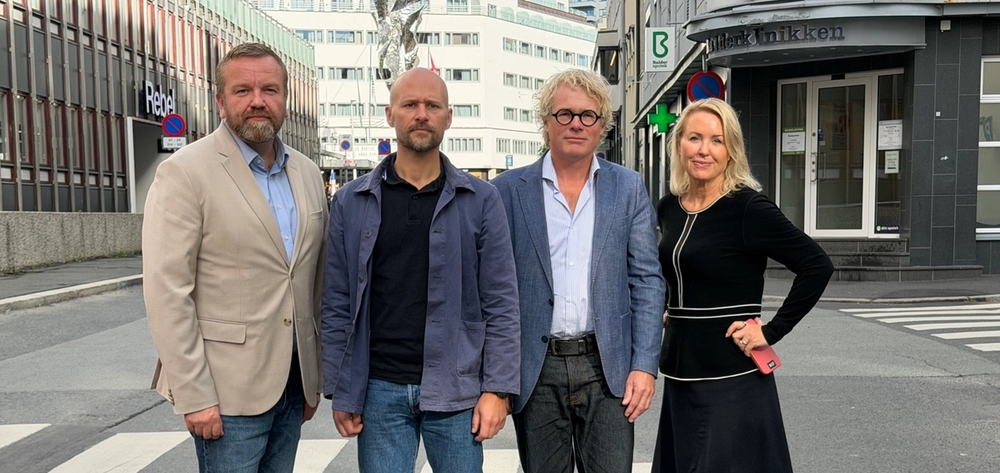 Deler av Kompetanseallianse. Fra venstre Anders Ø. Røberg-Larsen (Bygghåndverk Norge, Joachim Espe (Fellesforbundet). Steinar Skjerdingstad (Arkitektbedriftene) og Liv-Kari Skuedal Hansteen (Rådgivende ingeniørers forening) (Foto: Arkitektbedriftene)