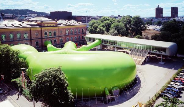 Kyss Frosken! Forvandlingens kunst, Nasjonalmuseet for kunst, arkitektur og design, 1. plass i konkurranse 2005, Tullinløkka, Oslo, foto Jiri Havran