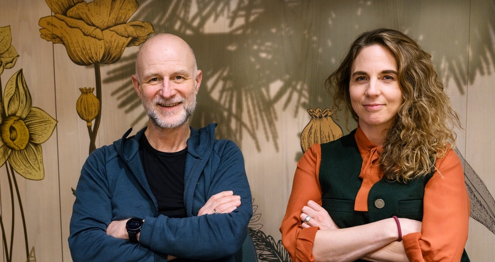 Programlederne i Bak fasaaden, Erlin Dokk Holm og Karoline Birkeli - Gaus.