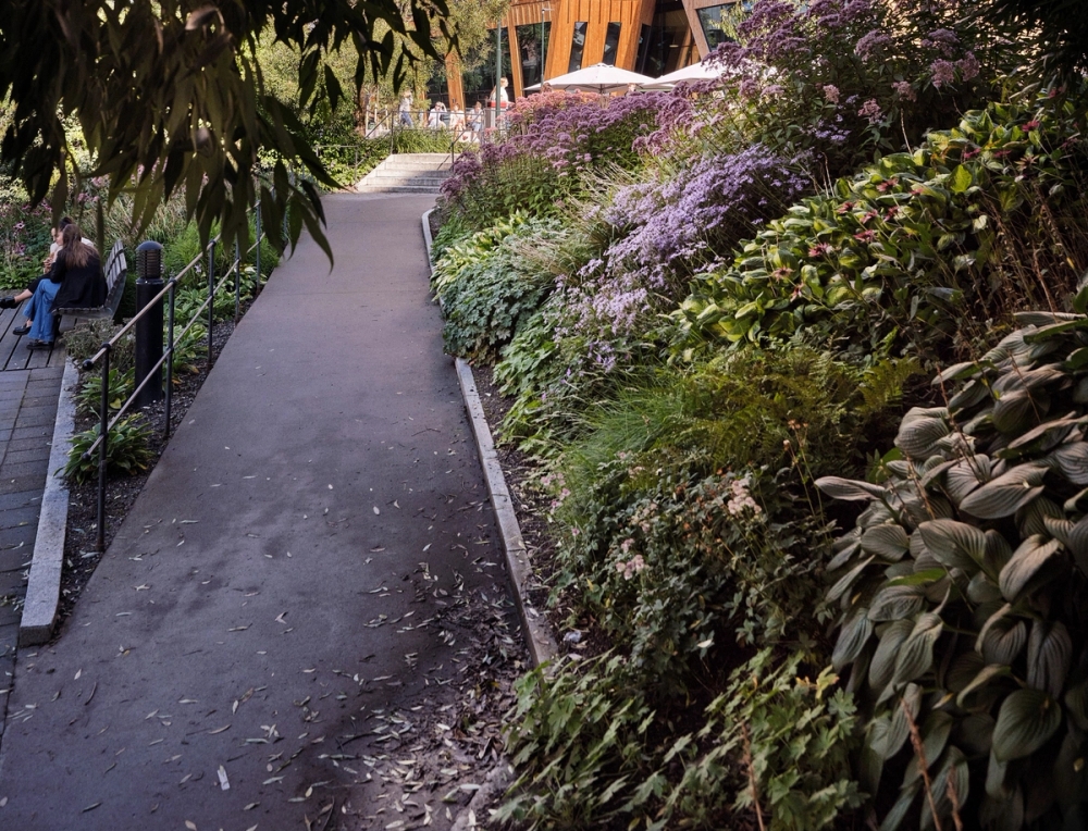 Gangvei ved Vertikal i Nydalen, Oslo. (Foto: Lars Petter Pettersen)
