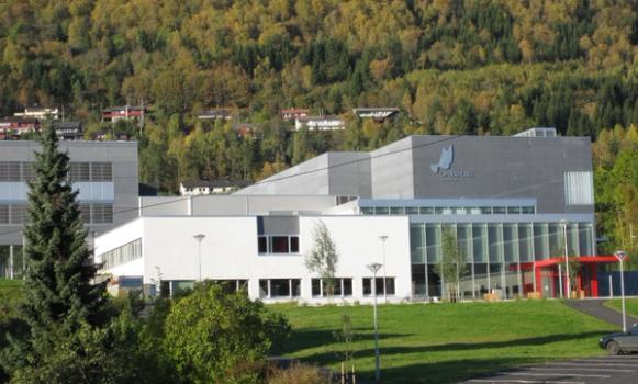 Eid vidaregåande skule/ Opera