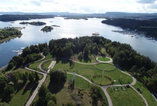 Lilleøya gravlund, Fornebu Bærum