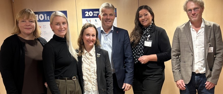 Fra venstre: Kaja K. Geiran (NIL), Line Oma (NLA), Silje A. Sæverud (Afag), statsråd Bjørnar Skjæran, Tina Larsen (NAL) og Steinar Skjerdingstad (AiN)