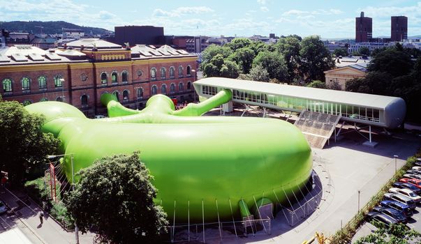 Kyss Frosken! Forvandlingens kunst, Nasjonalmuseet for kunst, arkitektur og design, 1. plass i konkurranse 2005, Tullinløkka, Oslo, foto Jiri Havran  