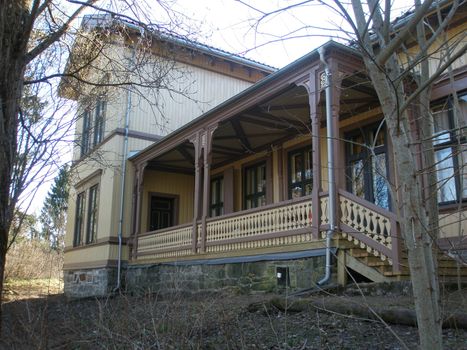 Herregårdsveien 38, utvendig rehabilitering.jpg