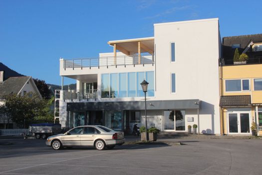 Eidsgata 5, Nordfjordeid