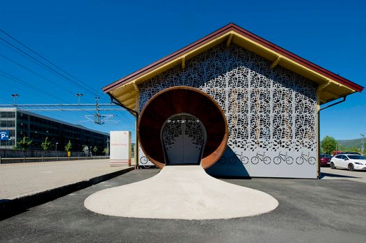 Gulskogen (stasjon) Sykkelhotell, IGS Arkitekturpris 2015 «hederlig omtale”, Drammen, foto Nils Petter Dale  