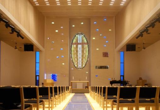 Gulset Kirke, Skien kirkelige fellesråd. Norsk Lyspris 2009 - hederlig omtale. Foto: Mathias Andersson