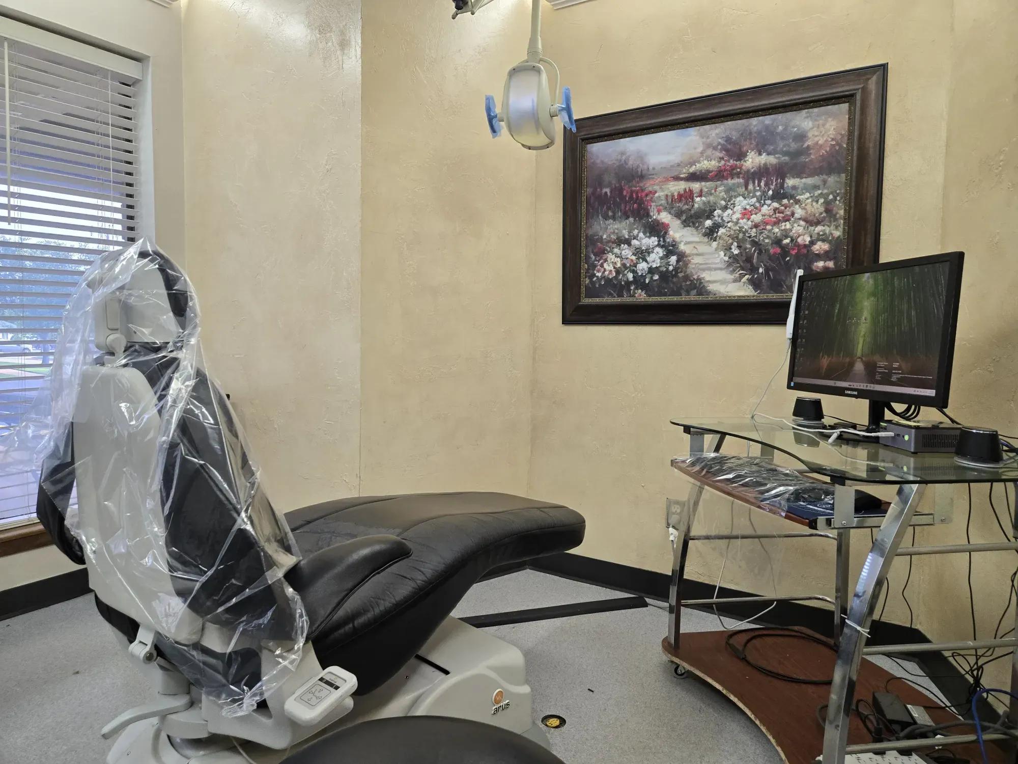 Salt Creek Dental treatment room