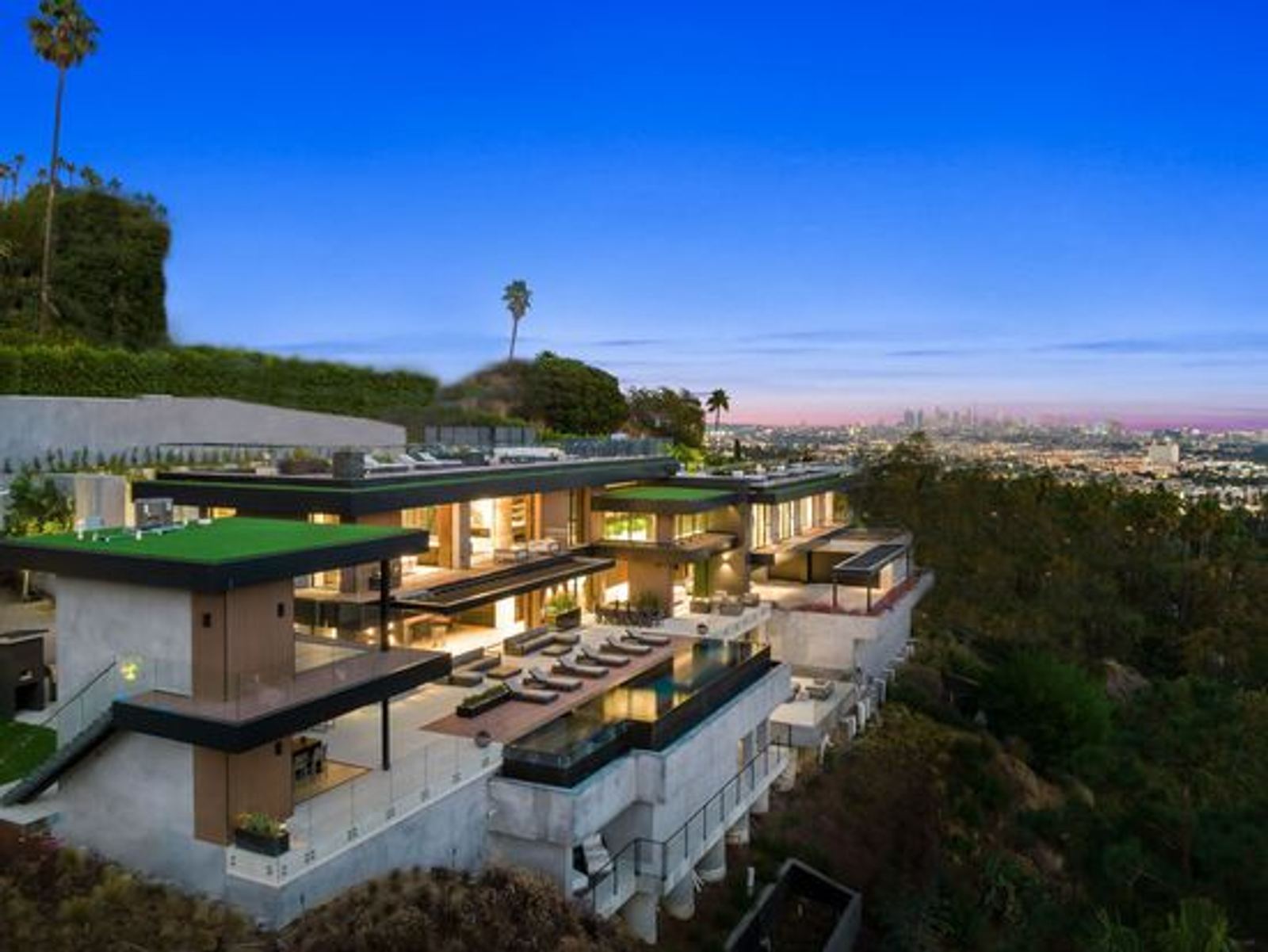 Luxury hillside estate overlooking Los Angeles, a Cadiz & Lluis property