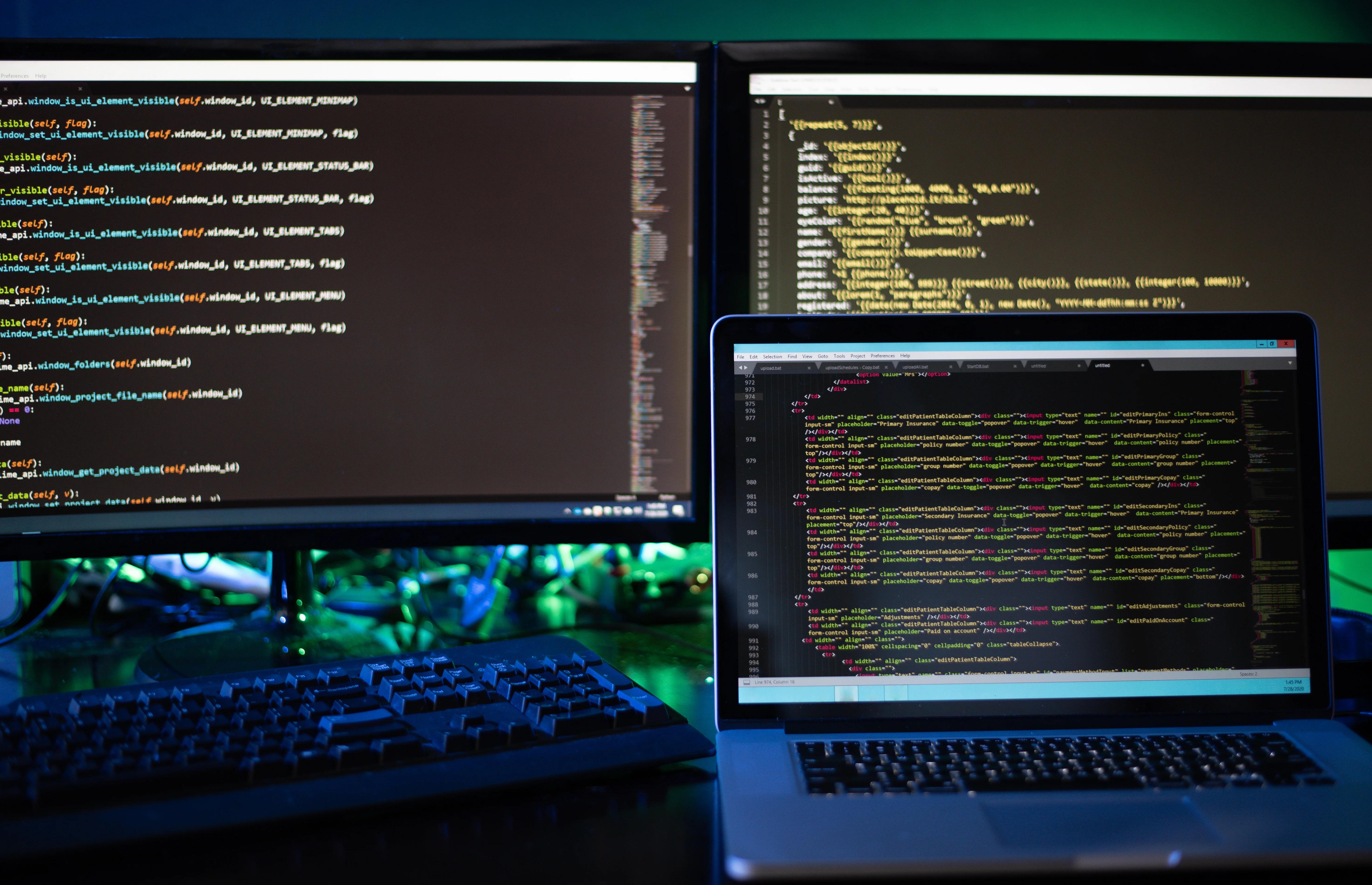 Next.js vs. SvelteKit: How to Choose the Right Framework in 2026
