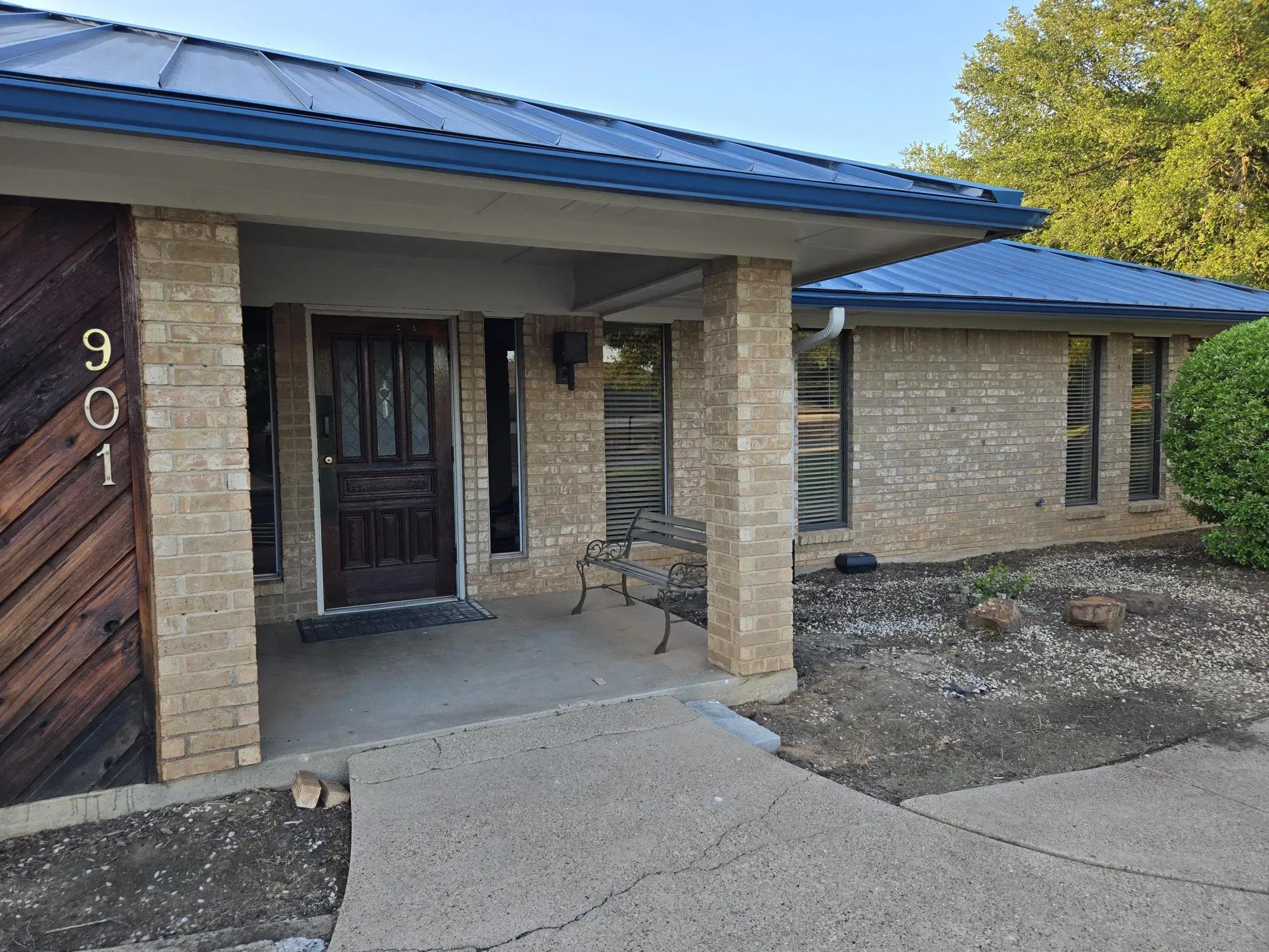 Salt Creek Dental office entrance