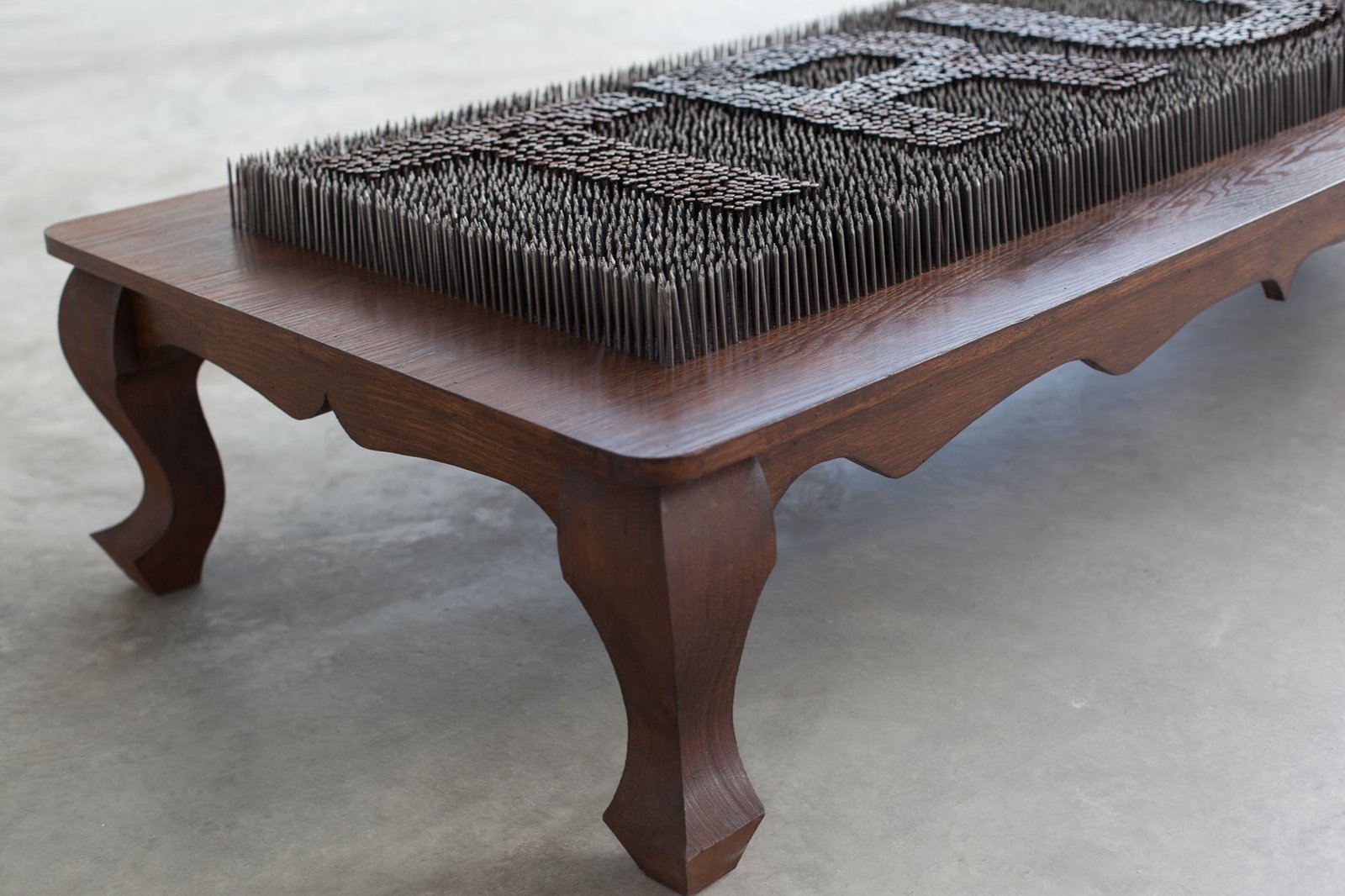 Trust, detail 5
